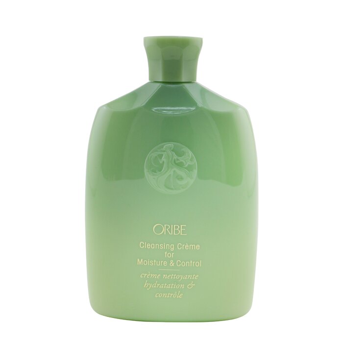 An aromatic, non-foaming hair cleansing cream Rich in Fruit Extracts & Purifying Oils to gently remove buildup, dirt & impurities in the scalp without stripping away natural oils Contains Oribe Signature Complex to defend hair from oxidative stress, photo-aging & the deterioration of natural keratin Protects hair from the drying, damaging & color-depleting effects of the elements Infused with refreshing Water Mint Essence to provide an instant soothing sensation & aromatic experience Loaded with Coconut Oil to deeply moisturize hair Reduces frizz & improves hair’s manageability while balancing the scalp Leaves hair silky-soft, smooth & tangle-free Perfect for all hair types, especially curly, coily & textured