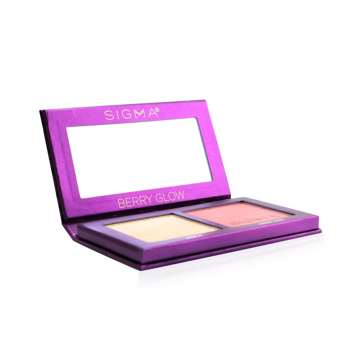Berry Glow Cheek Duo: 1x Highlighter (#Sizzle) 1x Blush (#Berry Love ) 1x Soft Blend 60 Travel Brush A highlighter & blush duo Features a highly-pigmented, velvety powder formula Helps highlight your features with the soft golden highlighter & adds a natural flush with the rosy blush Can be worn alone for a natural look or combined for a multi-dimensional finish Comes with a travel-sized blending brush to soften & blend out product for a flawless-looking application Vegan, cruelty-free, gluten-free, lactose-free, paraben-free & mineral oil-free
