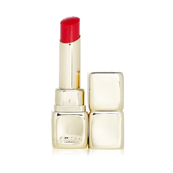 A luscious, ultra-comforting tinted lip balm Infused with honey & made of 98% natural-origin ingredients Helps revive the natural colour of lips with a touch of glowing shine Formulated with honey, propolis, hyaluronic acid, beeswax, shea butter & eosin Helps restore, intensely nourish & soothe lips continuously Gives lips a smoothing & pluming effect Offers 24-hour hydration, comfort & regenerating care Creamy & melting texture glides onto lips Inspired by bees & provides a syrupy, sheer finish Available in a range of shades for matching