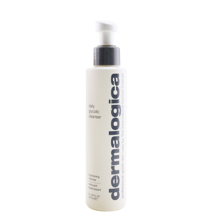 A brightening & conditioning facial cleanser Helps renew dull, uneven skin tone & removes buildup caused by environmental factors Formulated with Glycolic Acid to brighten skin by lifting away dulling dead skin cells Enhanced with soothing Calendula Extract & nourishing Jojoba Seed Oil Helps condition & replenish skin while maintaining skin’s lipid barrier Leaves skin radiant & healthy-looking