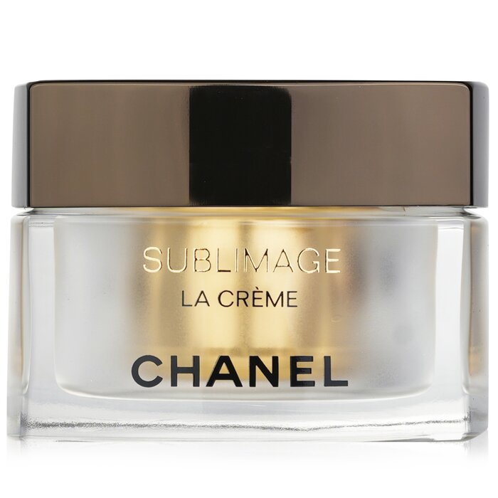 An ultimate regenerating facial cream for dry skin The rich, enveloping formula addresses the appearance of all youth parameters Enriched with polyfractioned Vanilla Planifolia, an exclusive ingredient that offers regenerating & anti-aging benefits Blended Éphémères of Planifolia, a precious ingredient that helps renew vitality of skin Protects skin against moisture loss, visibly reduces wrinkles & restores comfort to skin Skin becomes hydrated & transformed The complexion appears smoother, firmer, more even & radiant Designed in collaboration with a premier French glassmaker, the finely crafted jar houses a travel-friendly refill that can be removed for on-the-go use