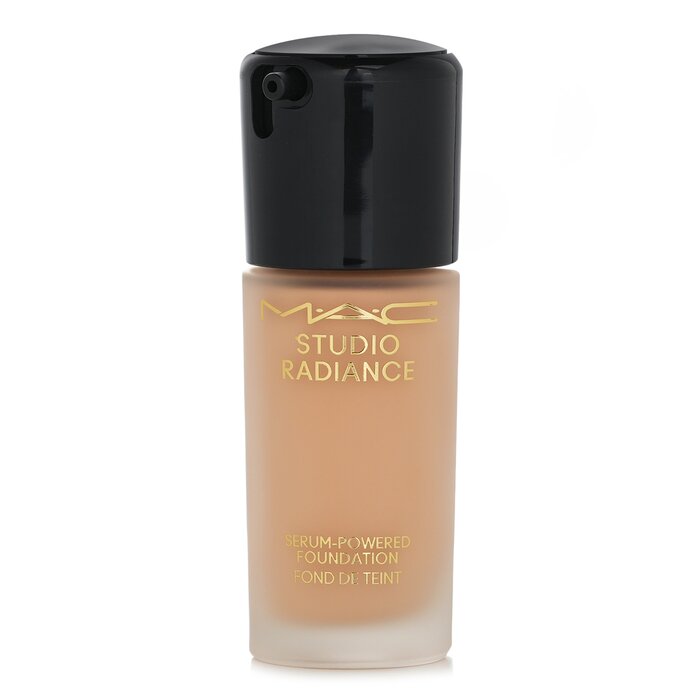 A moisturizing, skin-enhancing foundation that delivers instant hydration Developed with 80% skincare base, it provides instant smoothing, hydration & lasting radiance Enriched with 33 skincare ingredients, including a 10% hyaluronic acid solution, olive & jojoba oils, & Vitamin E Transforms into a rich, smoothing coverage that evens out your complexion Delivers medium buildable coverage Suitable for all skin types Available in multiple luminous shades for all Made in France