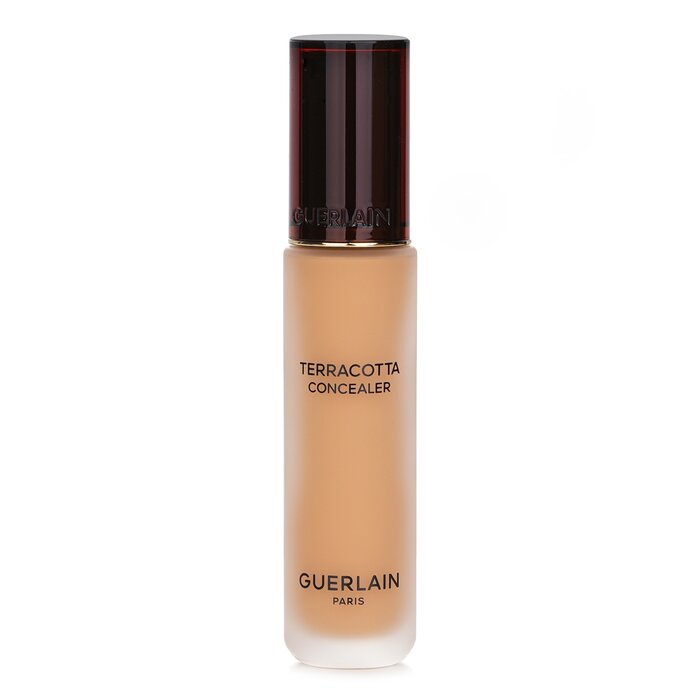 A liquid concealer with the lightness of a powder Developed with 95% naturally-derived ingredients Infused with marine extract & argan oil, designed to revitalize & hydrate the delicate skin Offers exceptional, easily buildable coverage, for a seamless result Ensures all-day hydration & optimal wear thanks to its no-transfer technology Corrects imperfections, illuminates shadowy areas, blurs dark circles, & reveals a radiant freshness Suitable for all skin types Available in a range of shades for matching