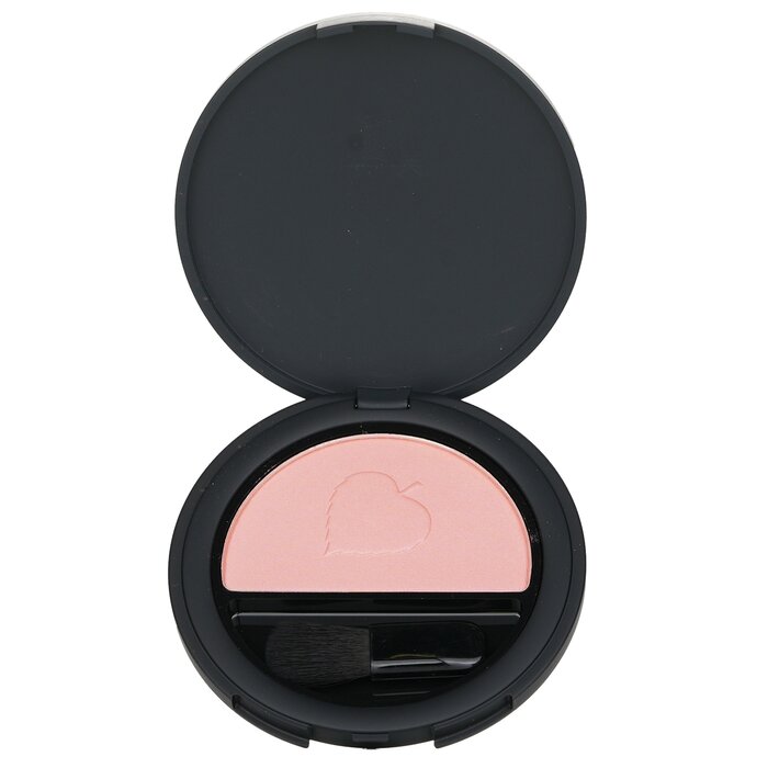A nourishing powder blush, designed to accentuate the cheek area & give a natural glow Transforms into a silky-soft texture that quickly absorbs into the skin Enriched with Hyaluronic Acid that provides plumping moisture Effectively enhances the contours of the face Developed with key ingredients to balance the skin’s natural moisture Ideal for all skin types